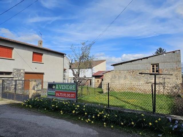 Maison vente à Yssac-la-Tourette, Puy-de-Dôme