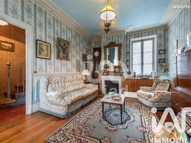 Maison vente à Fontainebleau, Flagy