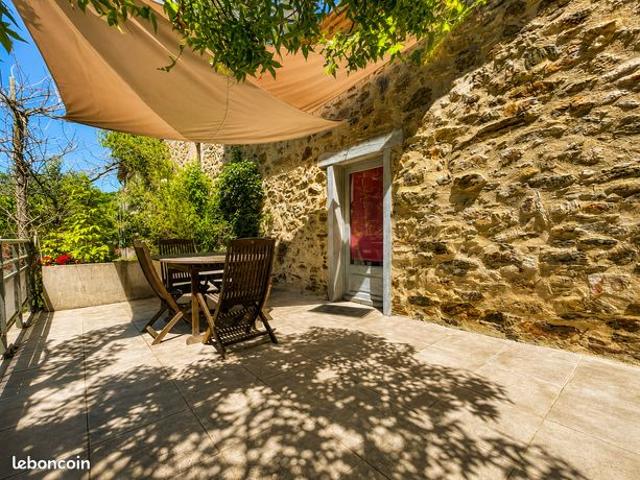Maison vente à Villefranche-de-Rouergue, Monteils