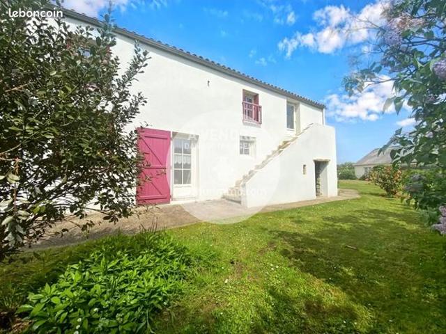 Maison vente à Nantes, Sautron