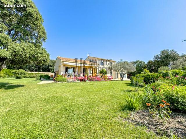 Maison vente à Carpentras, Sérignan-du-comtat