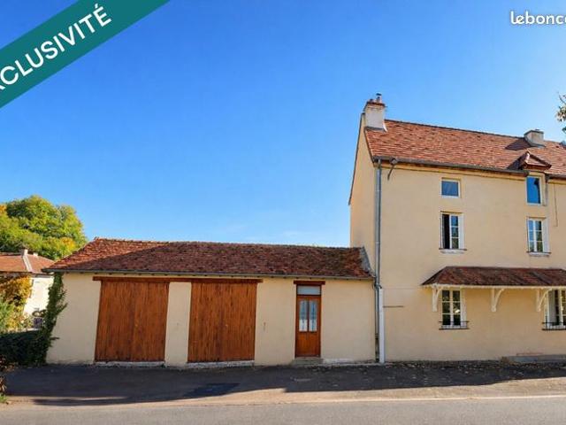 Maison vente à Mâcon, Salornay-sur-guye