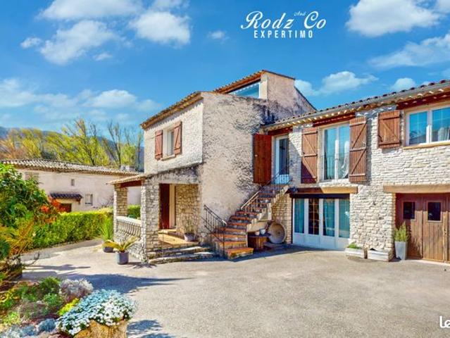 Maison vente à Apt, Saint-martin-de-castillon