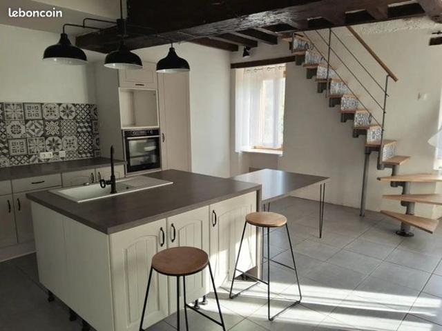 Maison vente à La Flèche, Courcelles-la-forêt