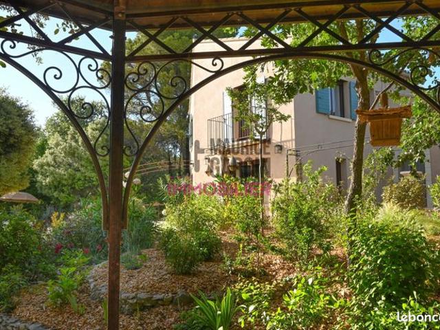 Maison vente à Carpentras, Bédoin