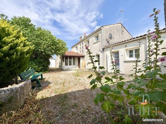 Maison vente à Rochefort, Saint-just-luzac