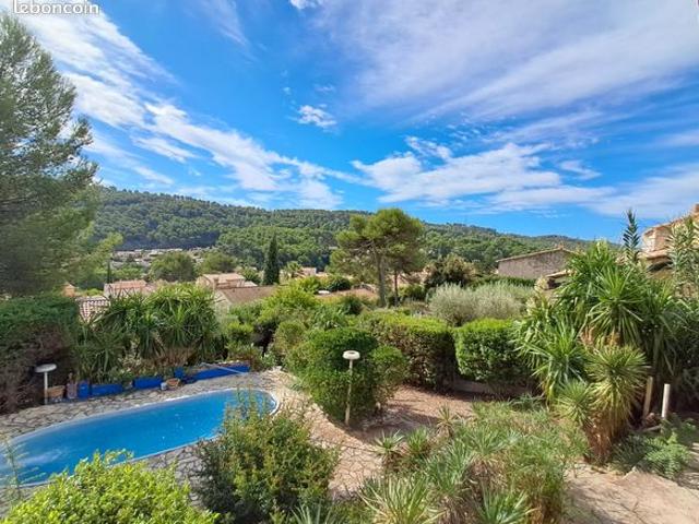 Maison vente à Marseille, Carnoux-en-provence