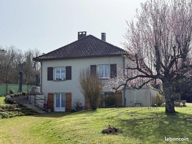 Maison vente à Nontron, La Rochebeaucourt-et-argentine