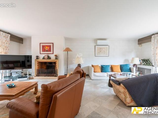 Maison vente à Saint-Germain-en-Laye, Maisons-laffitte