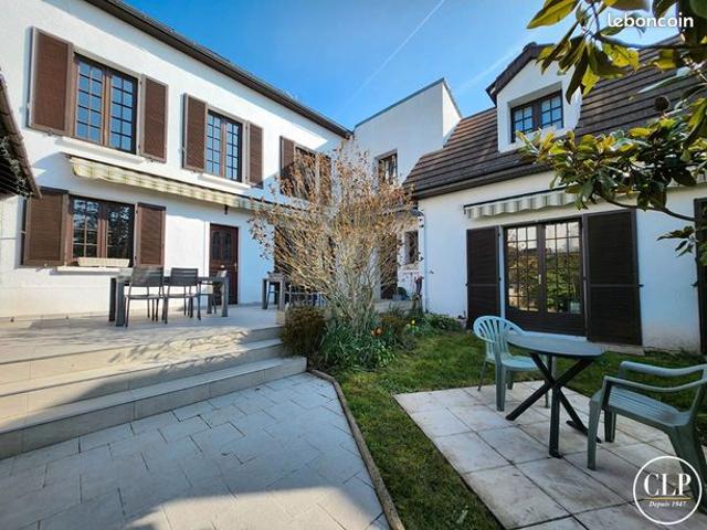 Maison vente à Dreux, Montreuil