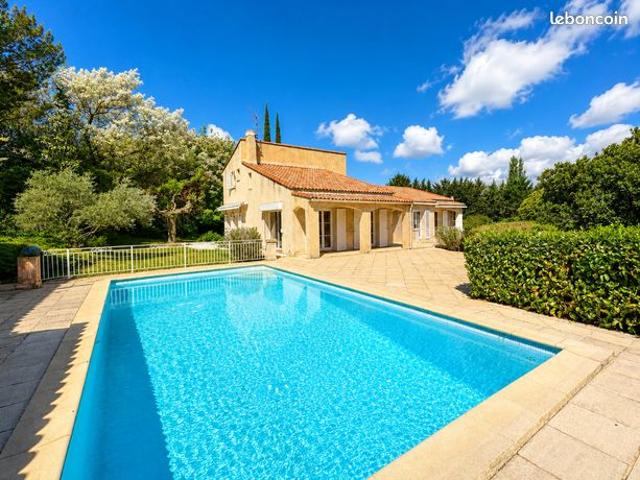 Maison vente à Aix-en-Provence, Cabriès