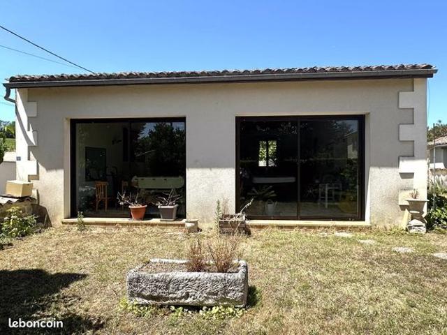 Maison vente à Jonzac, Saint-georges-des-agoûts