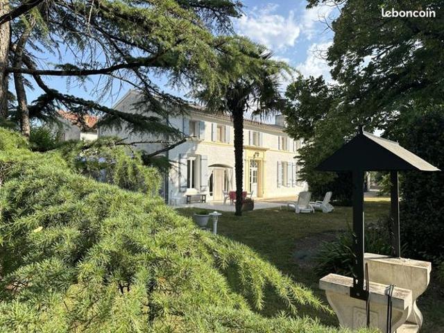 Maison vente à Saint-Jean-d'Angély, La Brousse