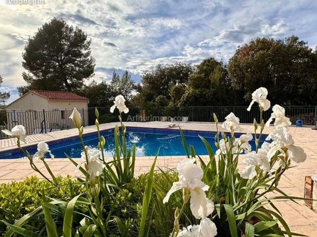 Maison vente à Brignoles, Tavernes