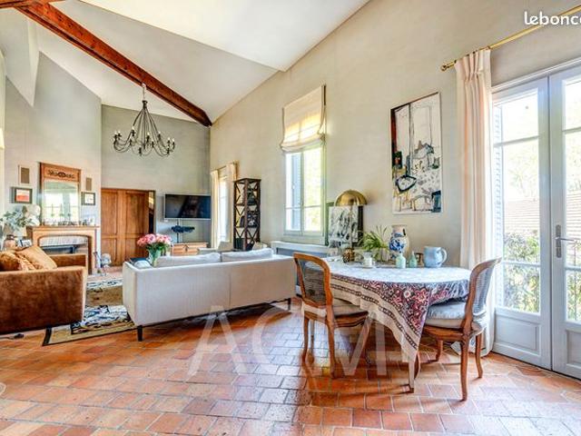 Maison vente à Saint-Germain-en-Laye, Maisons-laffitte