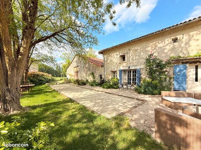 Maison vente à Angoulême, Aubeterre-sur-dronne