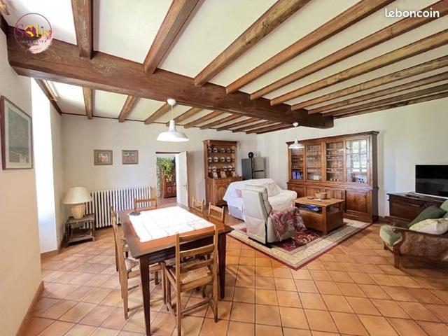 Maison vente à Cognac, Gimeux