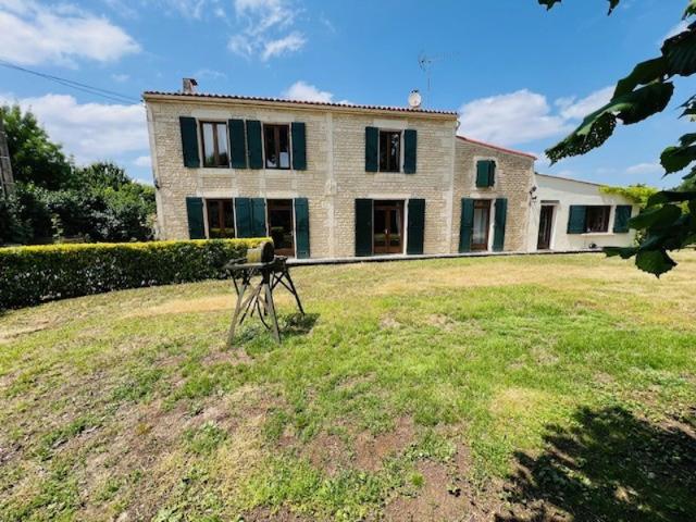Maison vente à Rochefort, Surgères