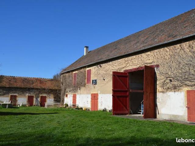 Maison vente à La Guerche-sur-l'Aubois, Cher