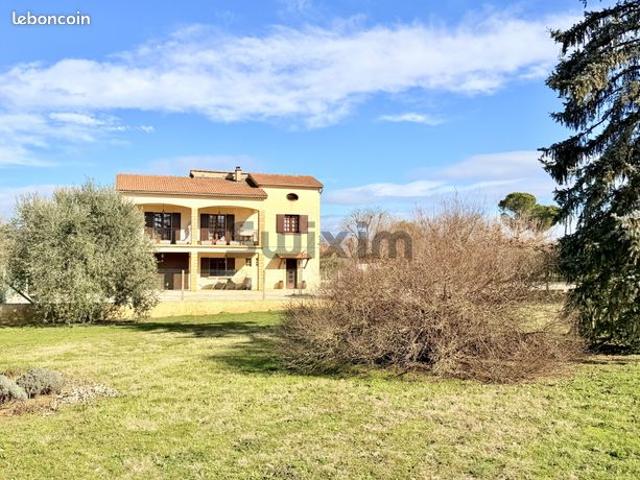 Maison vente à Nîmes, Uzès
