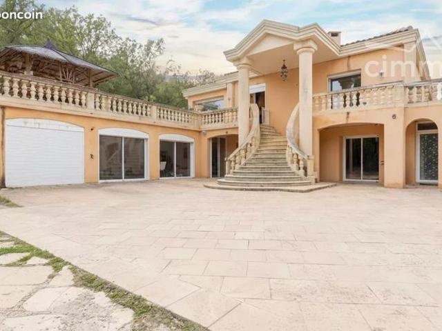 Maison vente à Gardanne, Principauté de Monaco