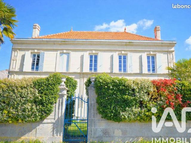 Maison vente à Saintes, Corme-ecluse