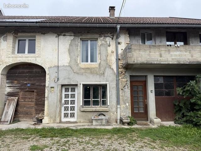 Maison vente à Saint-Claude, Martigna