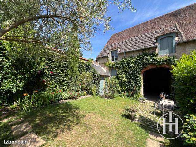 Maison vente à Saint-Amand-Montrond, Cher