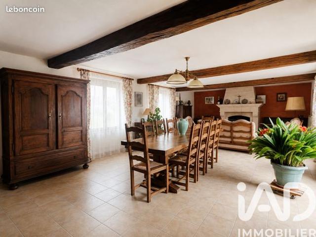 Maison vente à Châlons-en-Champagne, Courtisols