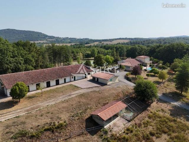 Maison vente à Saint-Michel, Charente