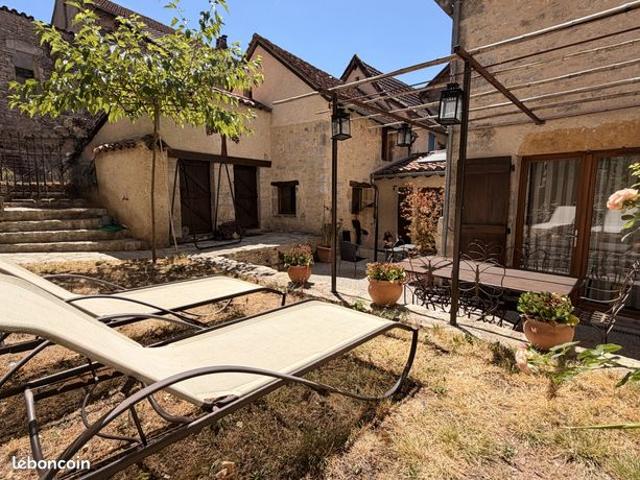 Maison vente à Figeac, Cajarc