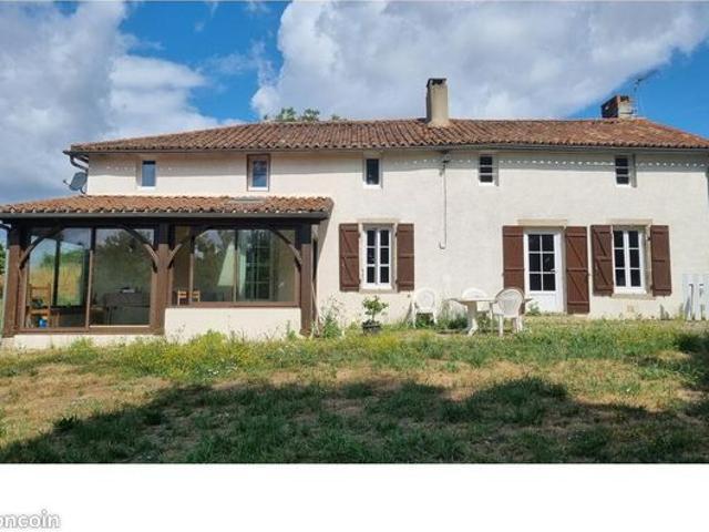 Maison vente à Bressuire, Boismé