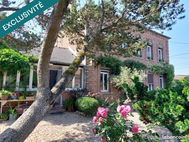 Maison vente à Cambrai, Montrécourt