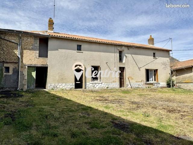 Maison vente à Bressuire, Marnes