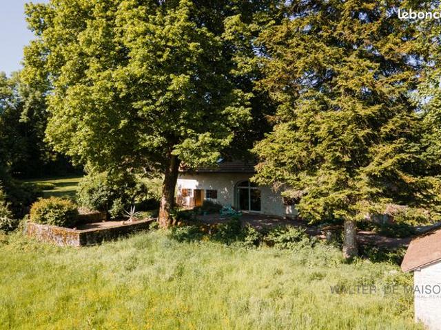 Maison vente à Lons-le-Saunier, Bourgogne-Franche-Comté