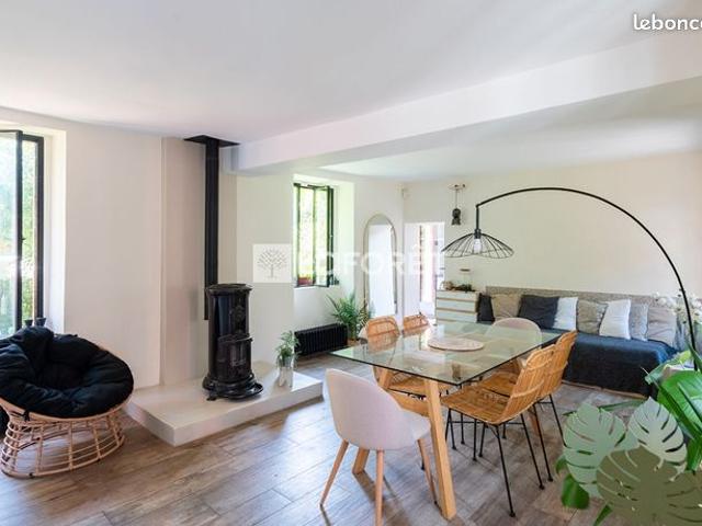Maison vente à Versailles, La Celle-saint-cloud