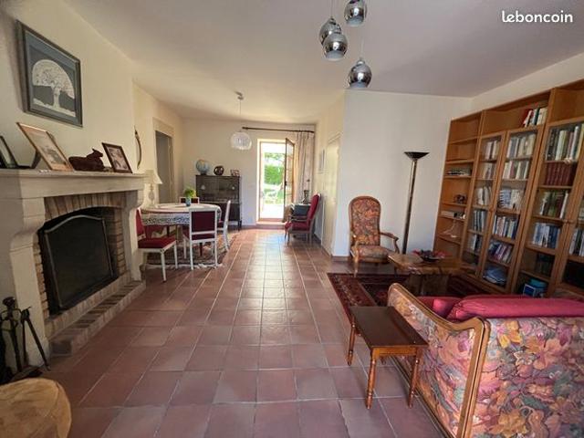 Maison vente à Bourges, Montigny
