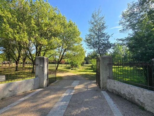 Maison vente à Montmorillon, Queaux