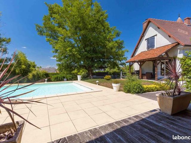 Maison vente à Dijon, Mirebeau-sur-bèze