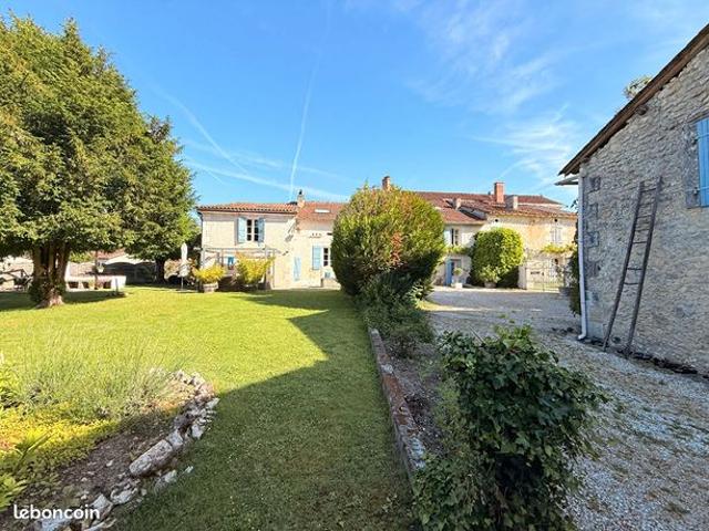 Maison vente à Périgueux, Bouteilles-saint-sébastien