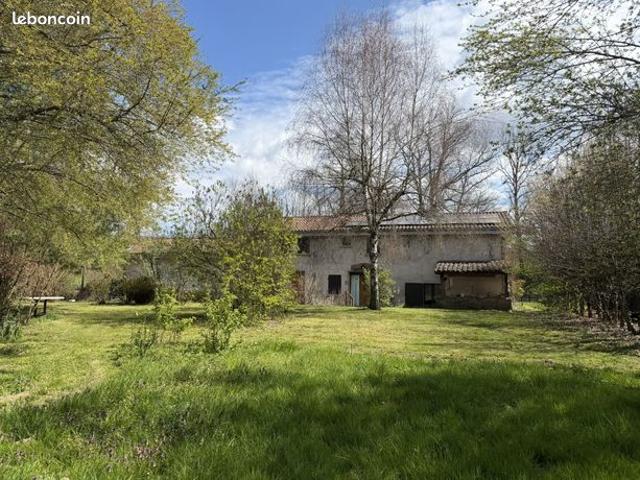 Maison vente à Thiers, Augerolles