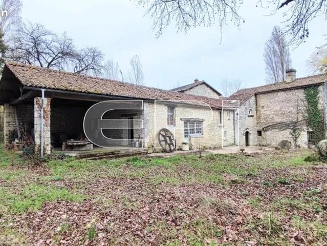 Maison vente à Châtellerault, Les Trois-moutiers