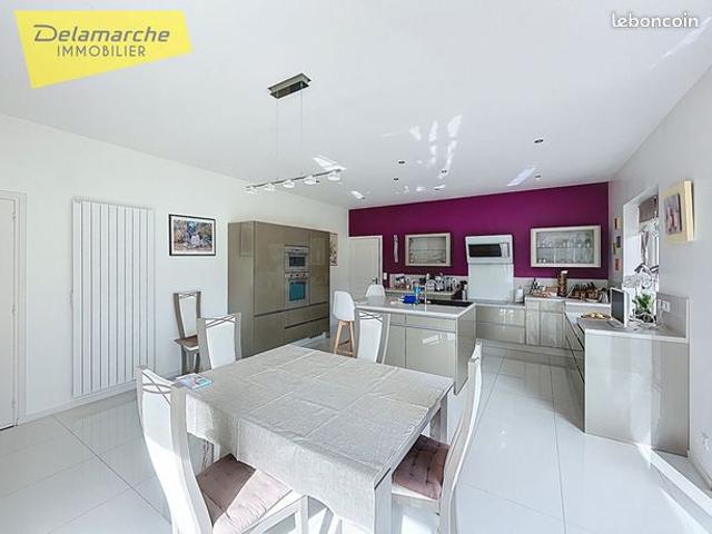 Maison vente à Avranches, Isigny-le-buat