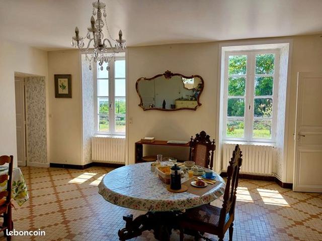 Maison vente à Saint-Jean-d'Angély, Saint-jean-d'angély