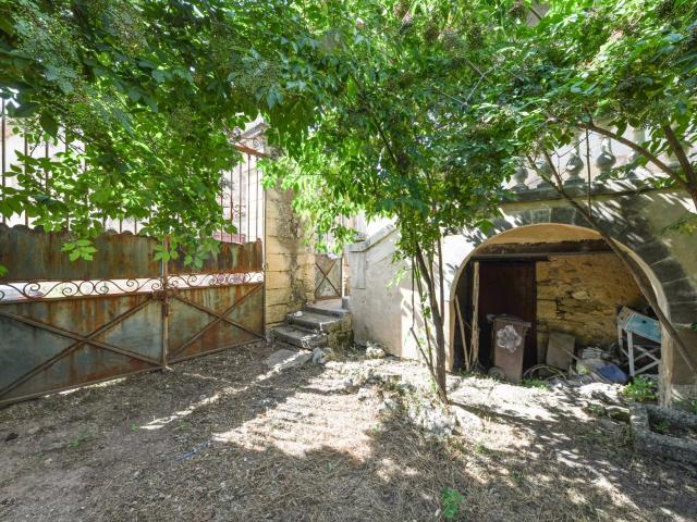 Maison vente à Nîmes, Uzès