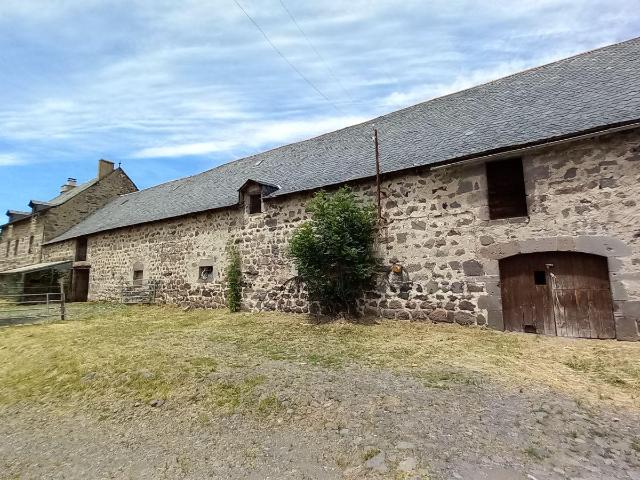 Maison vente à Saint-Flour, Laveissière