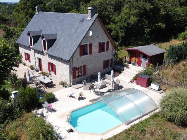 Maison vente à Ussel, Saint-exupéry-les-roches