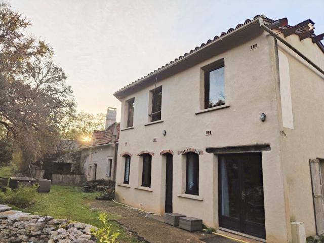 Maison vente à Varaire, Lot