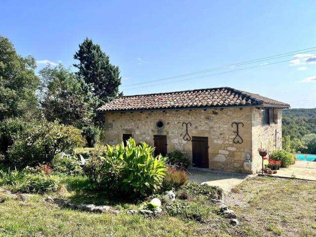 Maison vente à Bergerac, Faux