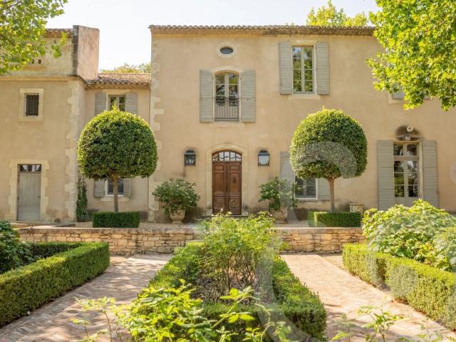 Maison vente à Arles, Saint-rémy-de-provence